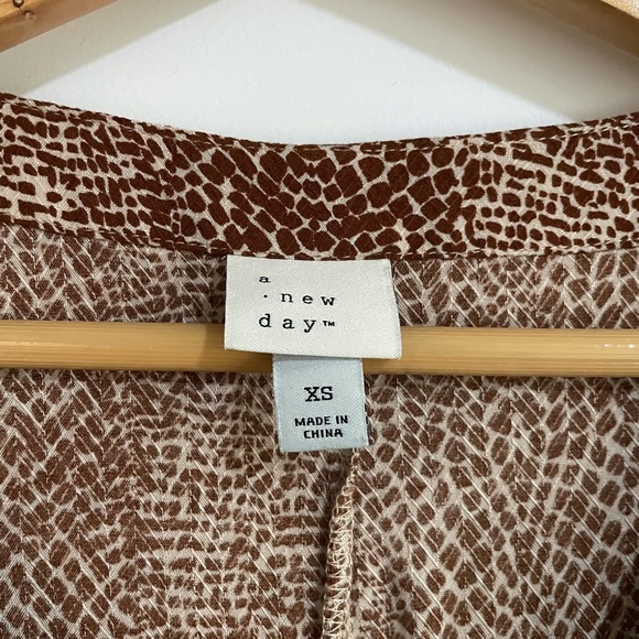 CLOSET CLEAN-OUT!A New Day dress - Picture 2 of 4